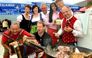 Frigga Fest: dalla pioggia d’acqua a una pioggia di frico e funghi