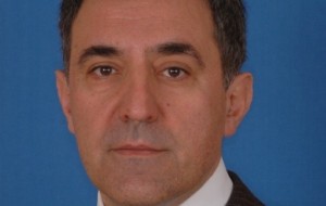 GUARDARSI ALLO SPECCHIO E VOLER TORNARE INDIETRO NEL TEMPO? SI PUO’