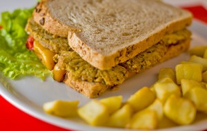 A DIGNANO LA PRIMA PANINOTECA VEGANA DEL FVG