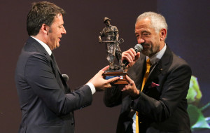 DALLA DANIELI UNA BENEDIZIONE A RENZI