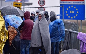 DALLA GRECIA I PRIMI PROFUGHI A LUBIANA