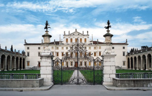 A VILLA MANIN LA PRIMA MONDIALE DELLA SERENATA DI VIVALDI