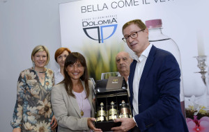 ACQUA DOLOMIA PORTA IL FVG NEL MONDO