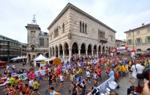 LA MARATONINA DI UDINE TRA LE 100 GARE PIU’ BELLE AL MONDO