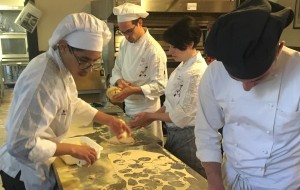 LA SCUOLA DI RISTORAZIONE DI VALDOBBIADENE LANCIA IL “PAN DA VIN”