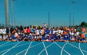 I GIOVANISSIMI E I CAMPIONI GIAMAICANI IN UNA STAFFETTA MISTA