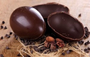 CACAO E UOVA DI PASQUA AL FONDENTE AMICI DEI DENTI