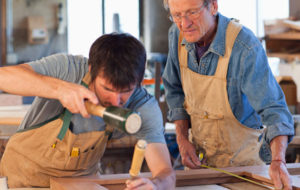 CONTINUITÀ GENERAZIONALE E GOVERNANCE AZIENDALE NELL’IMPRESA FAMILIARE