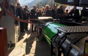 AUTOTRASPORTO: DE MONTE; INVESTIRE SU CARBURANTI ALTERNATIVI E’ PRIORITA’