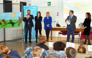 TUI E TUIE: CARTOONS  CHE INSEGNANO BENE