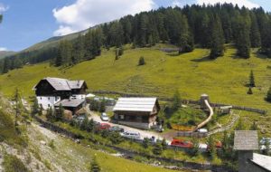 LA CASA DEI BAGNI DI HANS-JORG