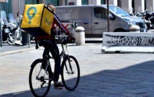 FOOD RIDER, UNA TRENTINA BUSSANO ALLA PORTA DELLA CISL