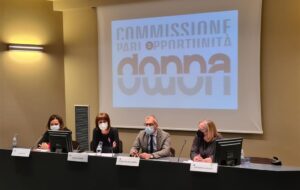 CONTRO LA VIOLENZA SULLE DONNE, SCUOLA NUOVA FRONTIERA E SCENDONO IN CAMPO I BENIAMINI DELLO SPORT