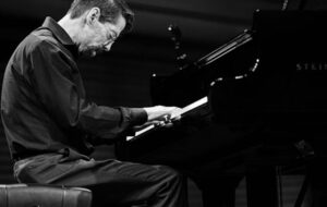 PIANO JAZZ APRE CON FRED HERSCH