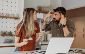 WEBINAR: VIOLENZA ECONOMICA SULLE DONNE