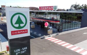 DESPAR: 200 TONNELLATE DI CIBO ALLE ASSOCIAZIONI