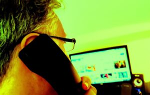 ASUGI AVVERTE SU FALSI SONDAGGI TELEFONICI