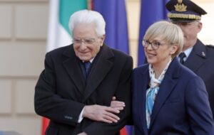 SLOVENIA – L’inaugurazione della Capitale Europea della Cultura Nova Gorica-Gorica è stata accompagnata da uno spettacolo artistico.