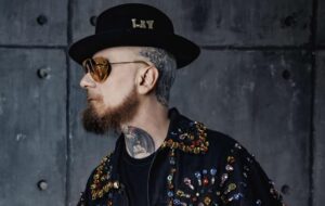 FVG – VENERDÍ J-AX FARÁ BALLARE E CANTARE IL PALMANOVA VILLAGE