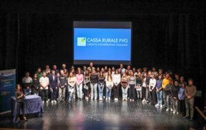 FVG – CASSA RURALE PREMIA IL MERITO SCOLASTICO: STORIE E PROGETTI DELLE NUOVE GENERAZIONI