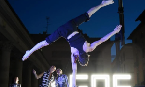 UDINE BUSKERS FESTIVAL: L’ARTE DI STRADA CONQUISTA IL PARCO MORETTI